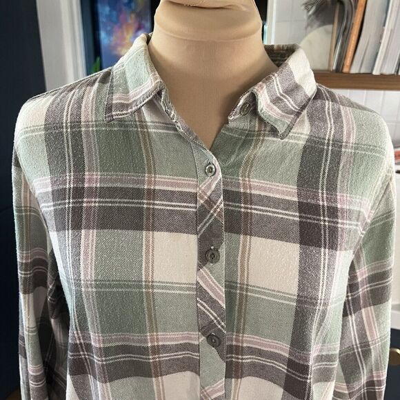 Trendy and Tipsy SZ XL Womens One of A Kind Upcycled Vintage Flannel Shirt Boho - Picture 3 of 7